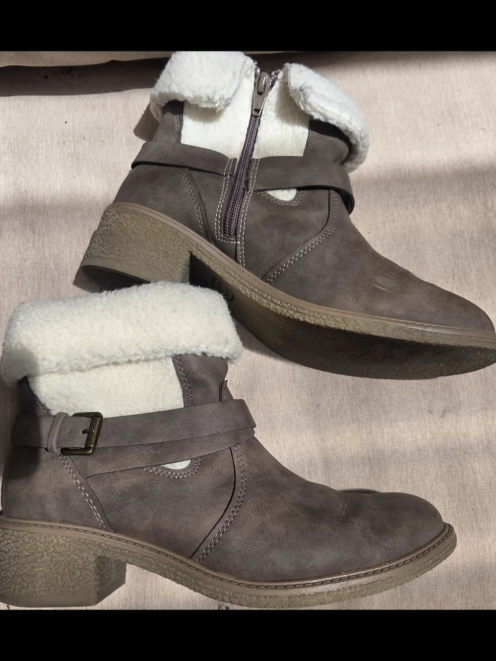 Target Women's Faux Fur Lined Taupe Ankle Boots Buckle Side Zip Size 6